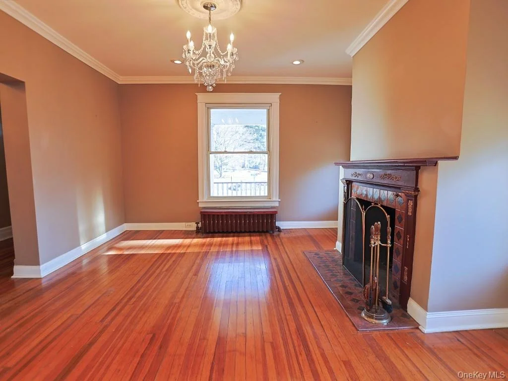 Photo of 113 Hooker Avenue