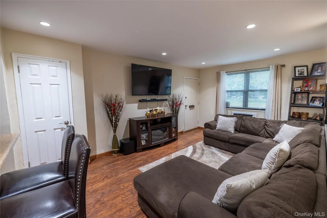 Photo of Unit A at 136-35 68th Drive