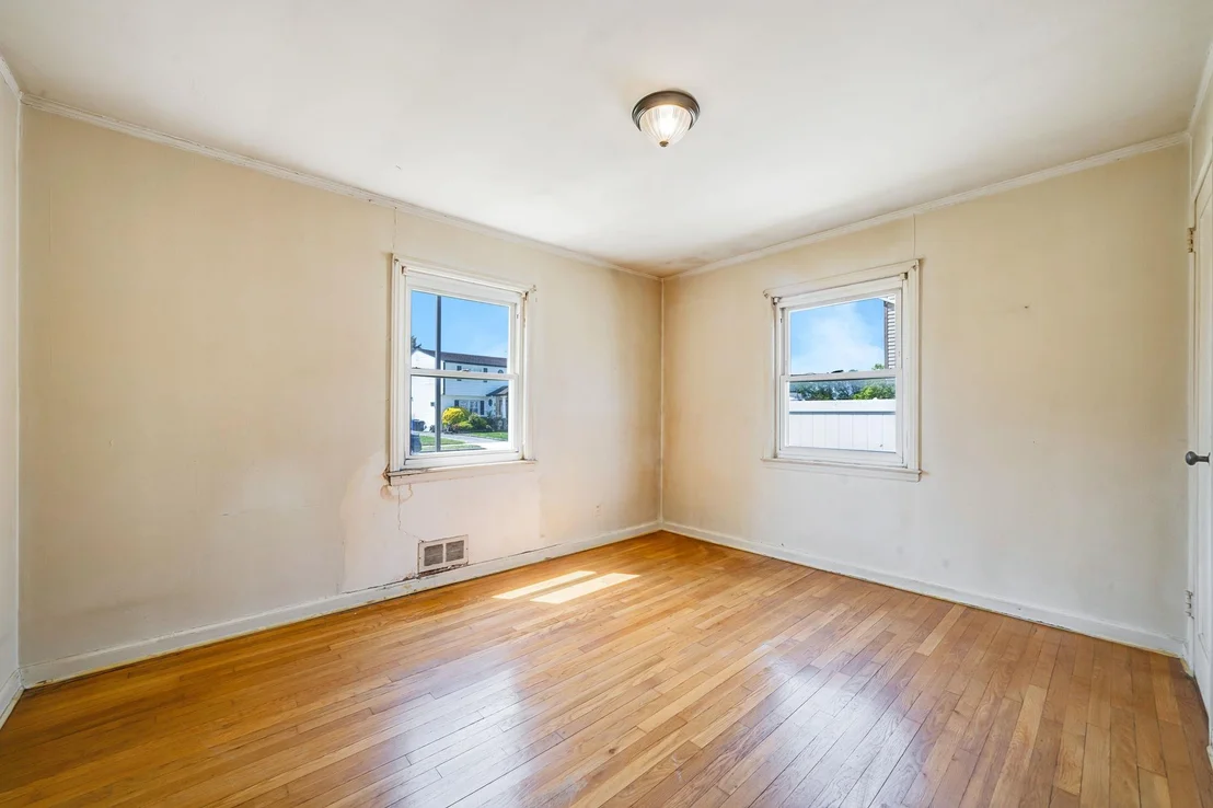 Photo of 33 Gables Drive