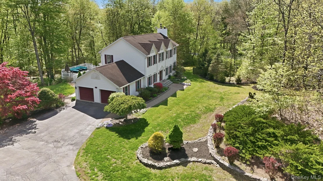 Photo of 28 Sassinoro Drive