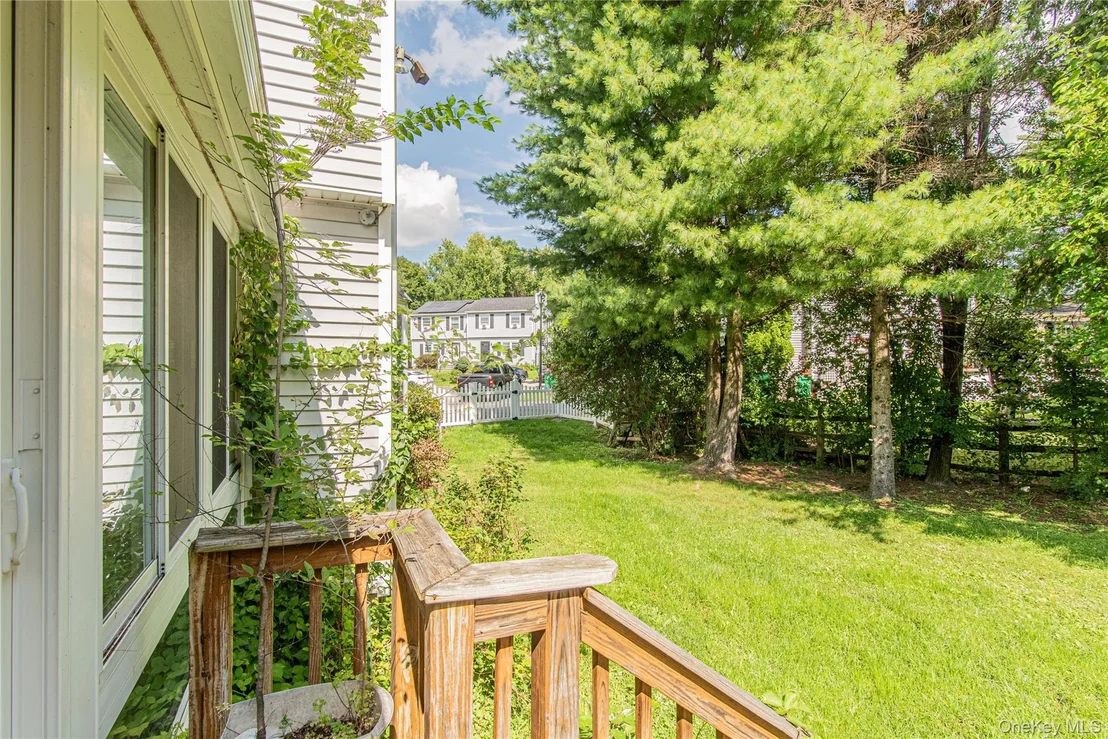 Photo of 218 Fishkill Landing