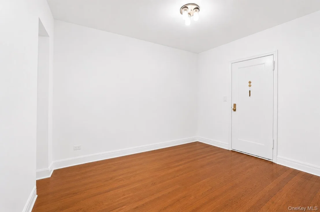 Photo of Unit 2D at 824 Palmer