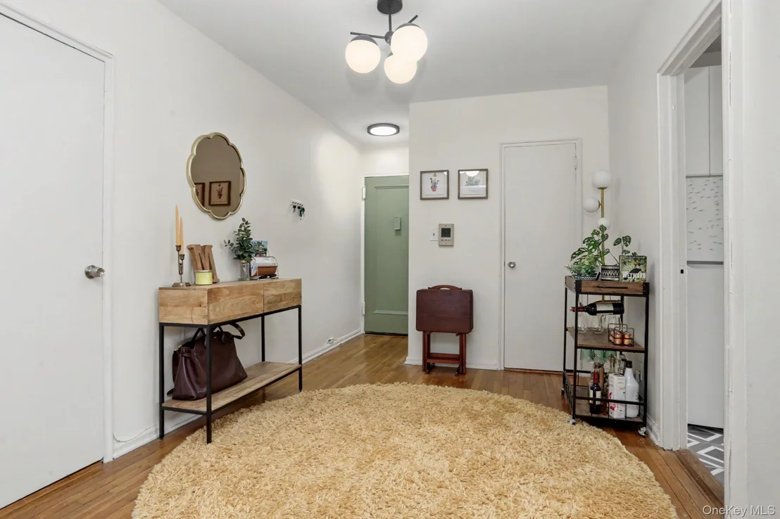 Photo of Unit B47 at 776 Bronx River