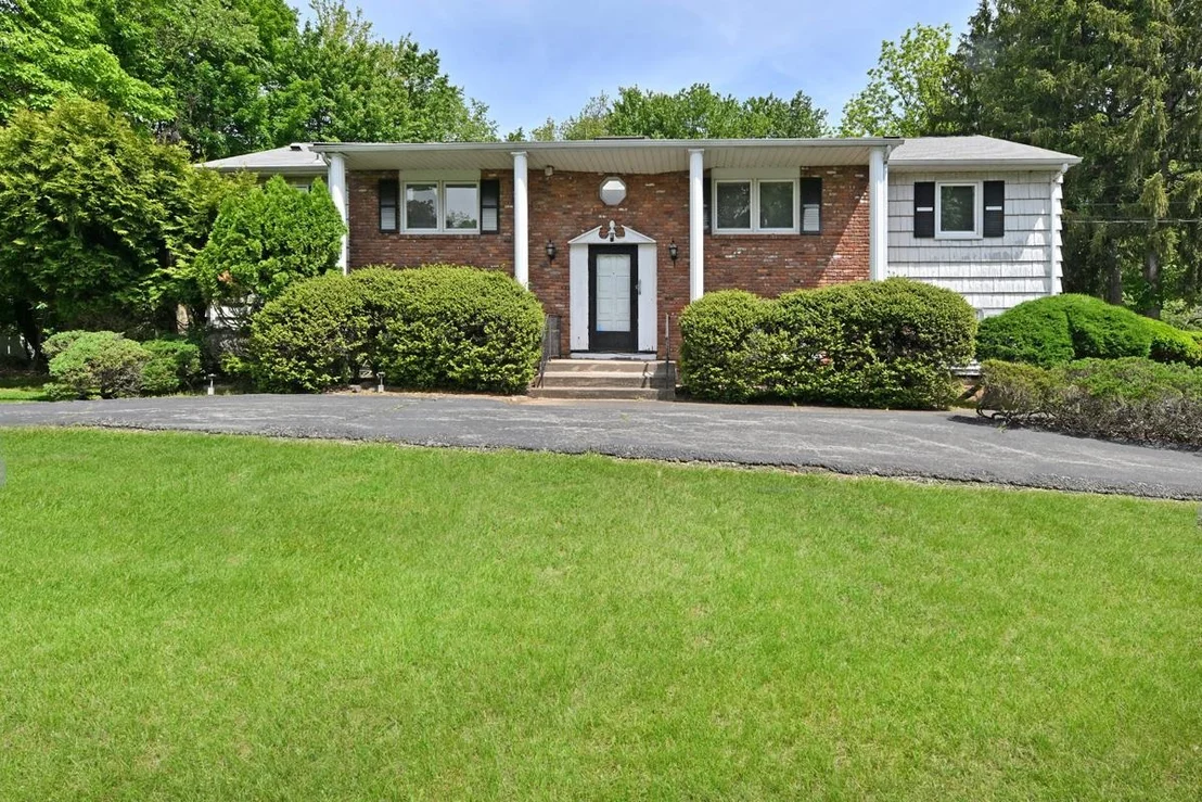 Photo of 9 Skylark Drive