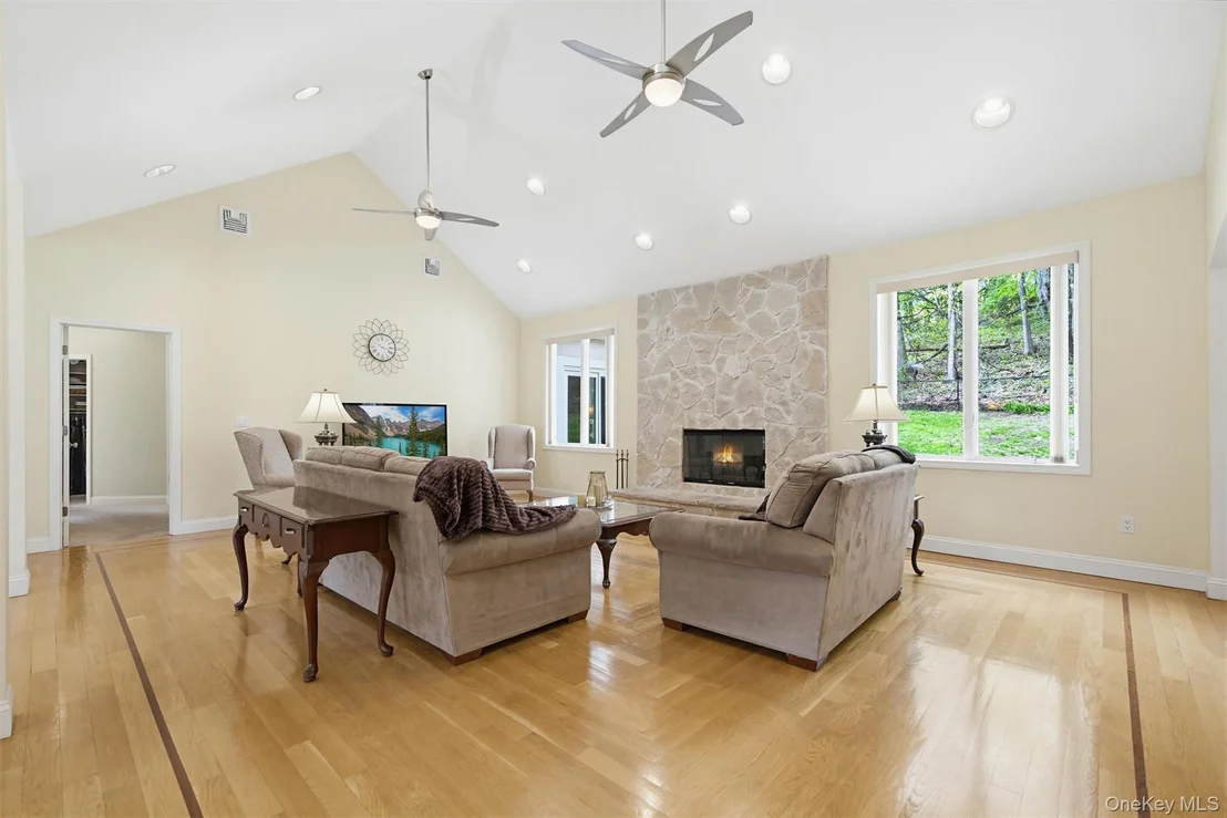 Photo of 14 Glen Lane