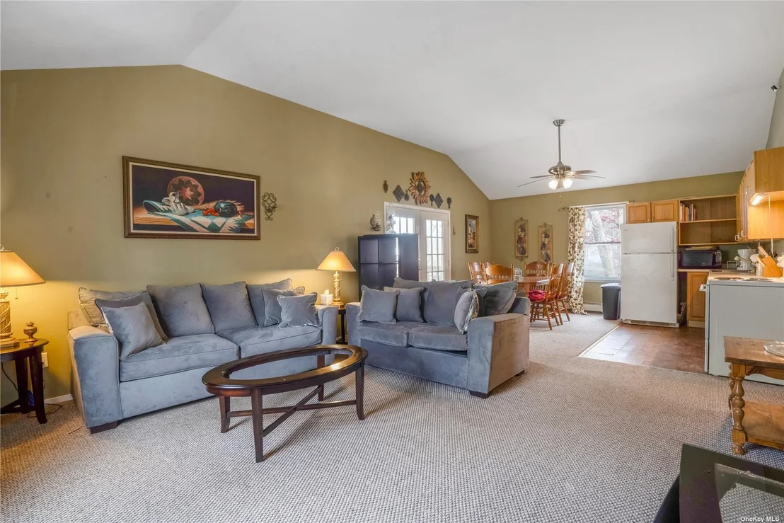 Photo of 110 Riviera Drive