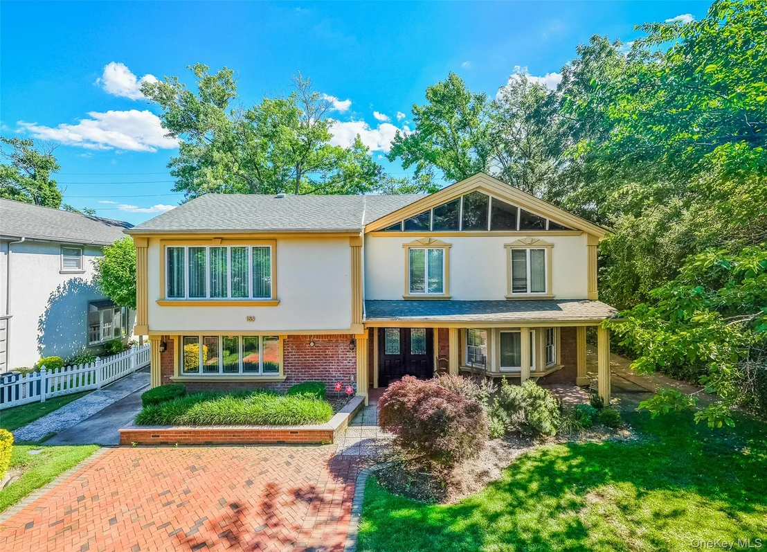 Photo of 159 South Drive