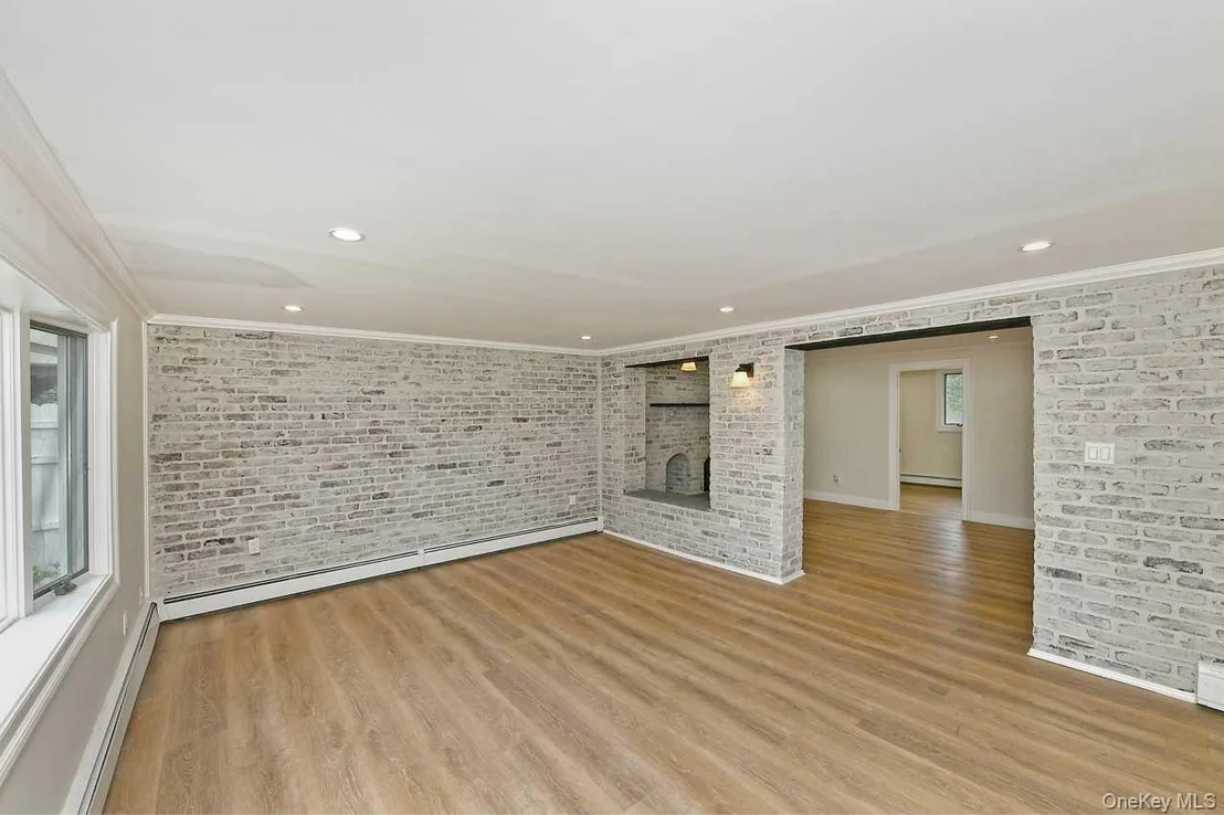 Photo of 107 Beverly Road