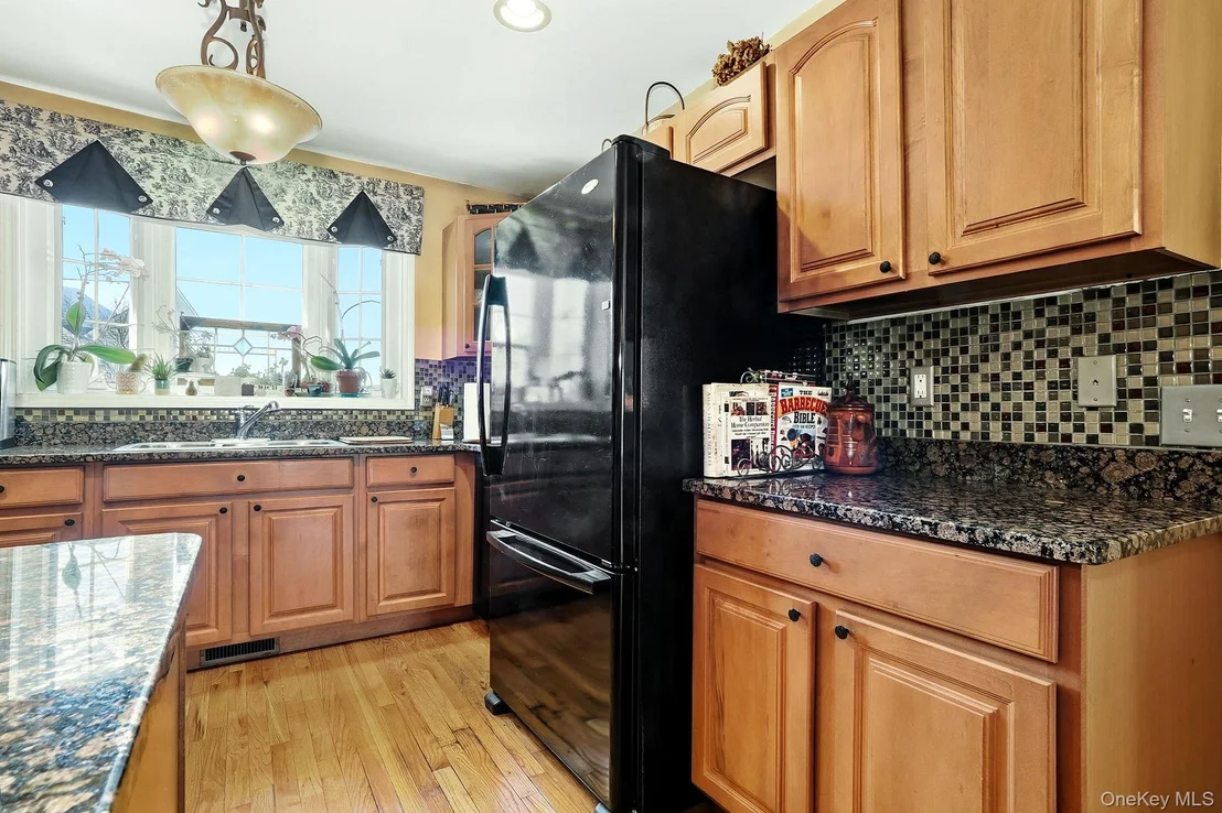 Photo of 1604 Pondview Loop