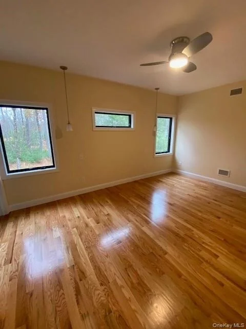 Photo of 50 Old Forestburgh Road