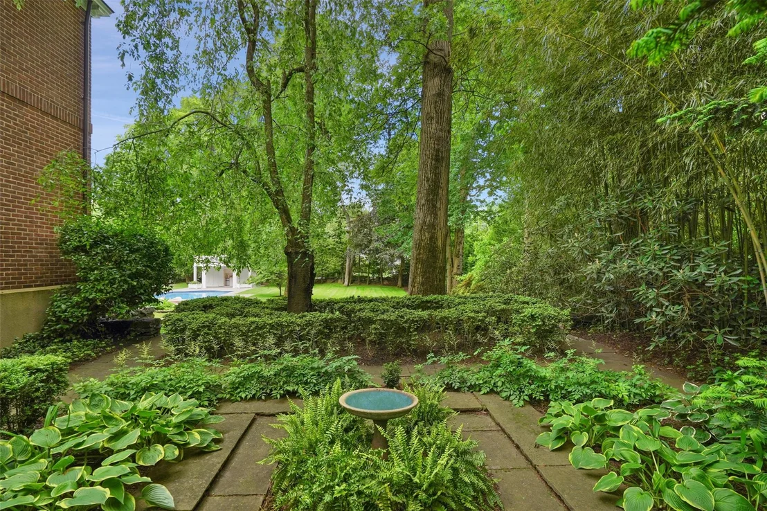 Photo of 45 Forest Avenue