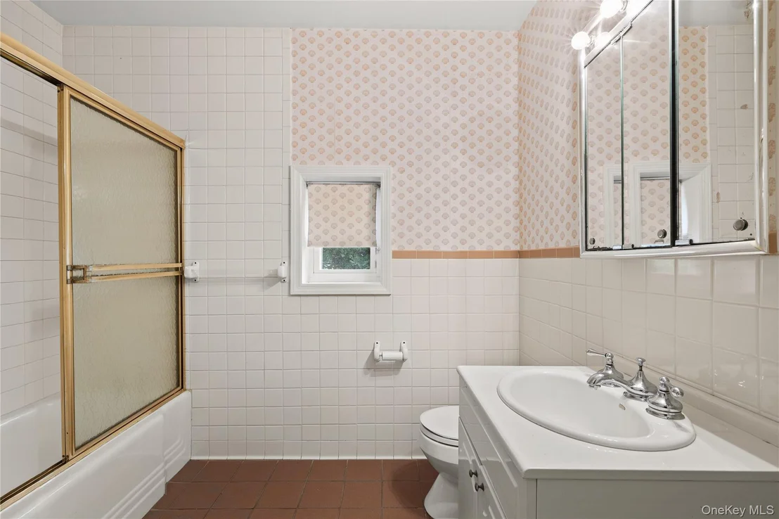 Photo of 21 Iroquois Trail