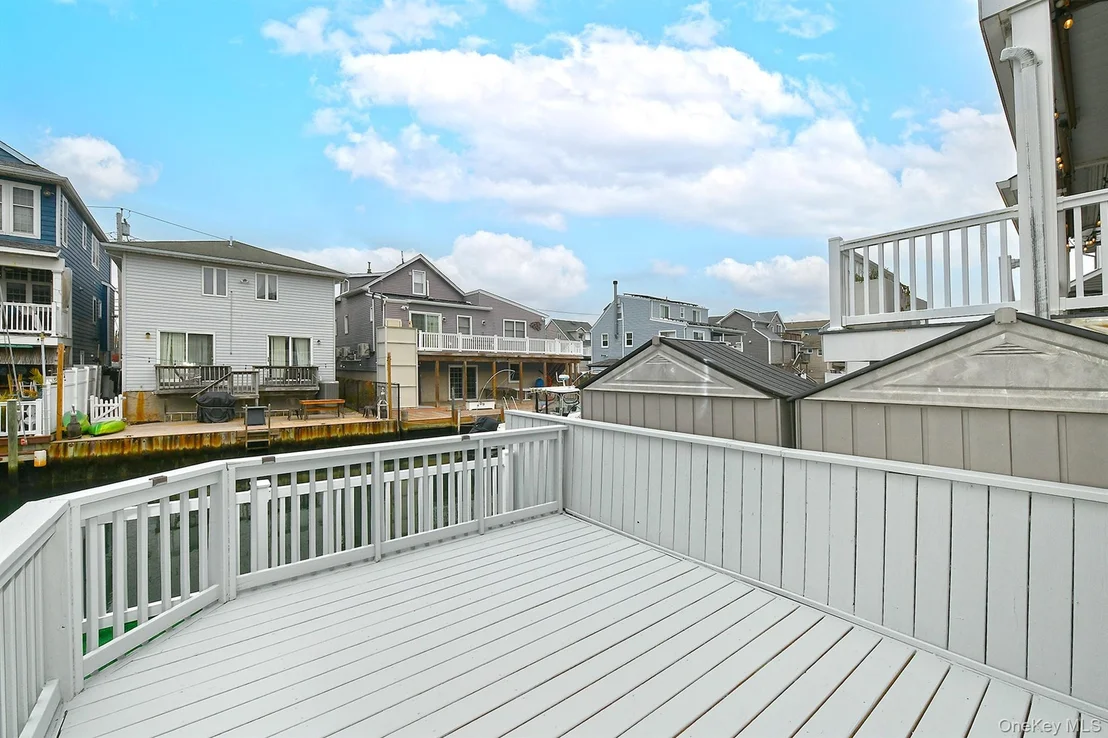 Photo of 116 Beach Avenue