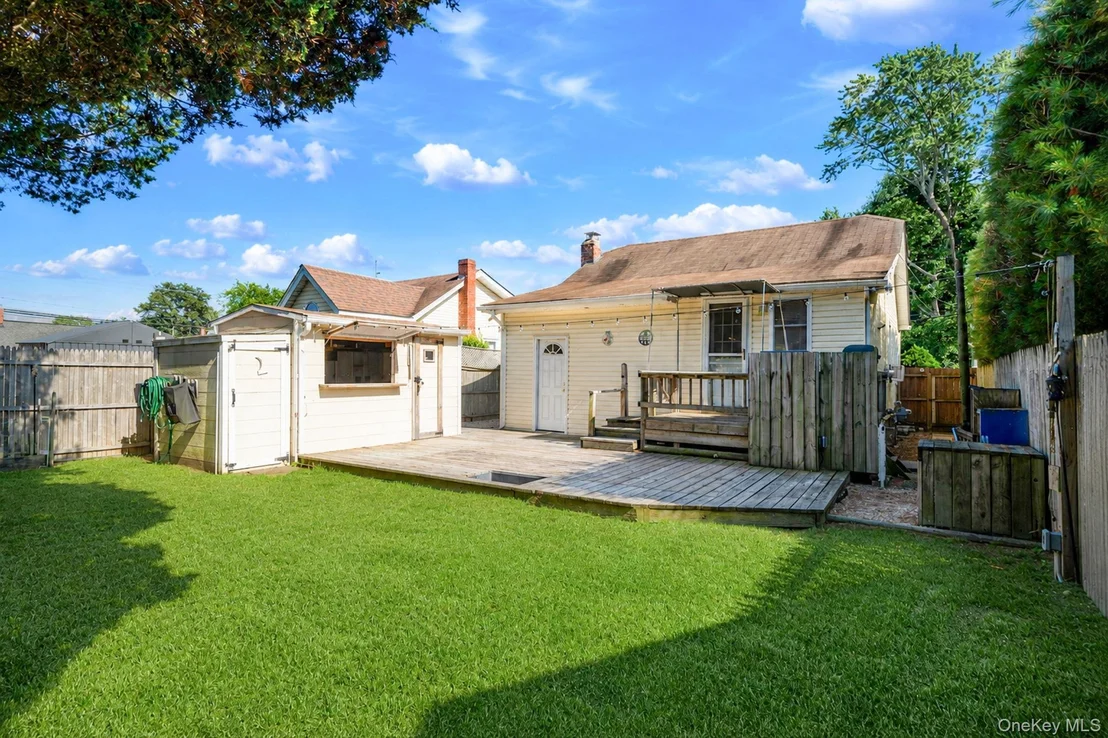 Photo of 7 Inca Drive