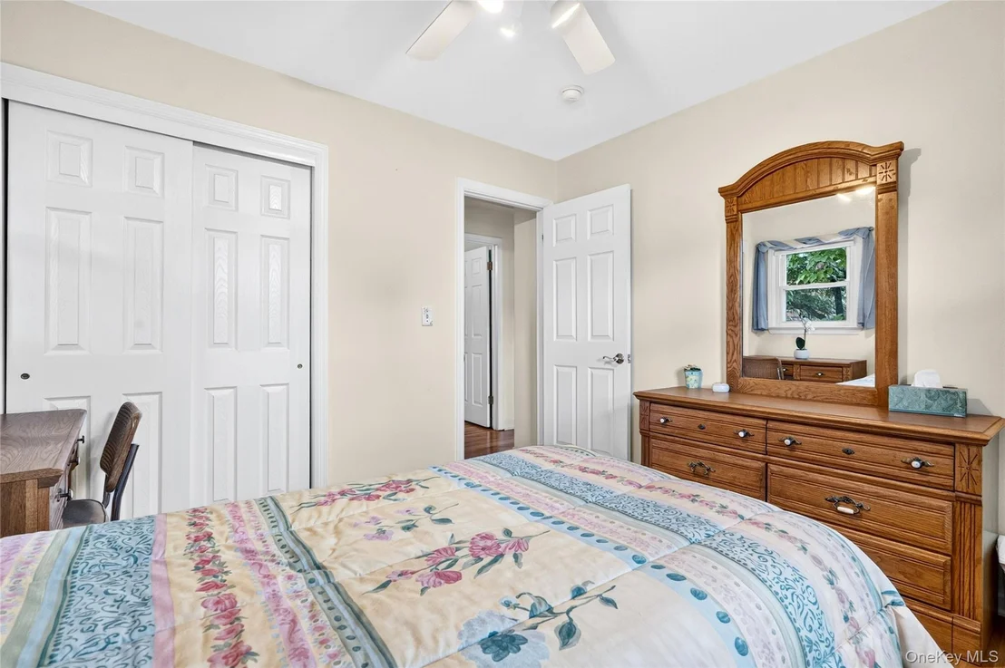 Photo of 32 Sengstacken Drive