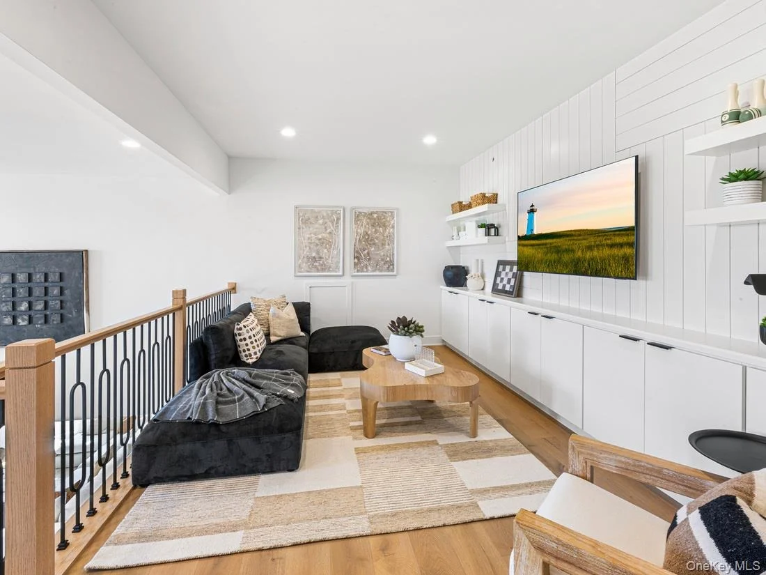 Photo of Unit 75 at 2080 Summit Loop