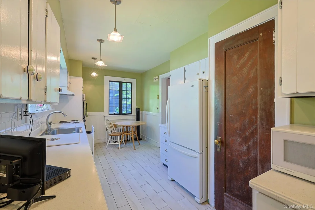 Photo of 404 Downing Way