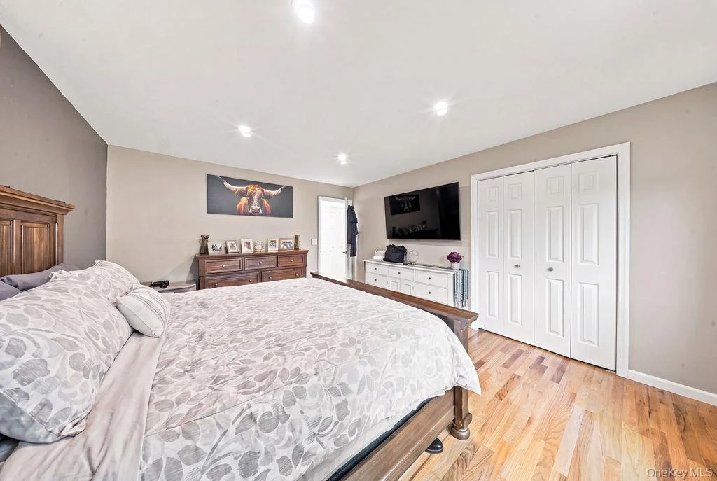Photo of Unit 7A at 2397 Union Boulevard