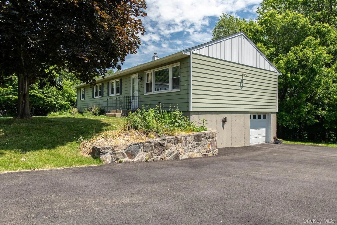 Photo of 89 Ardmore Drive