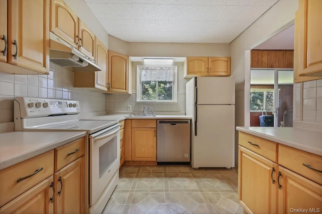 Photo of 19 Clematis Road