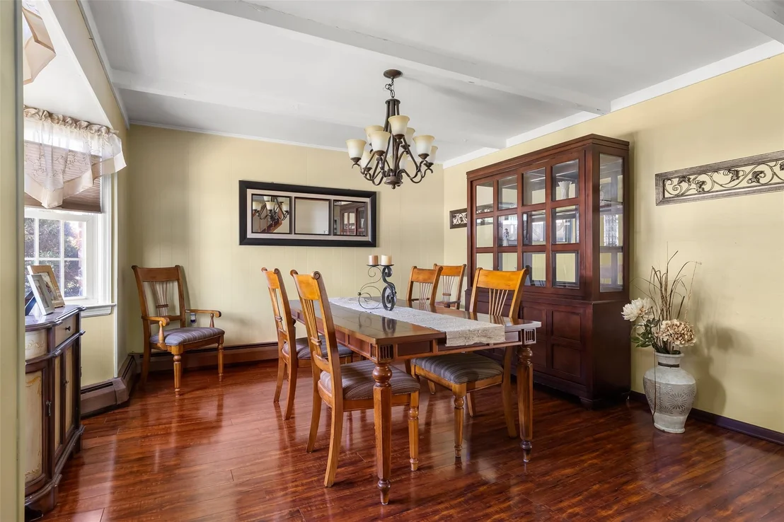 Photo of 98 Bluespruce Road