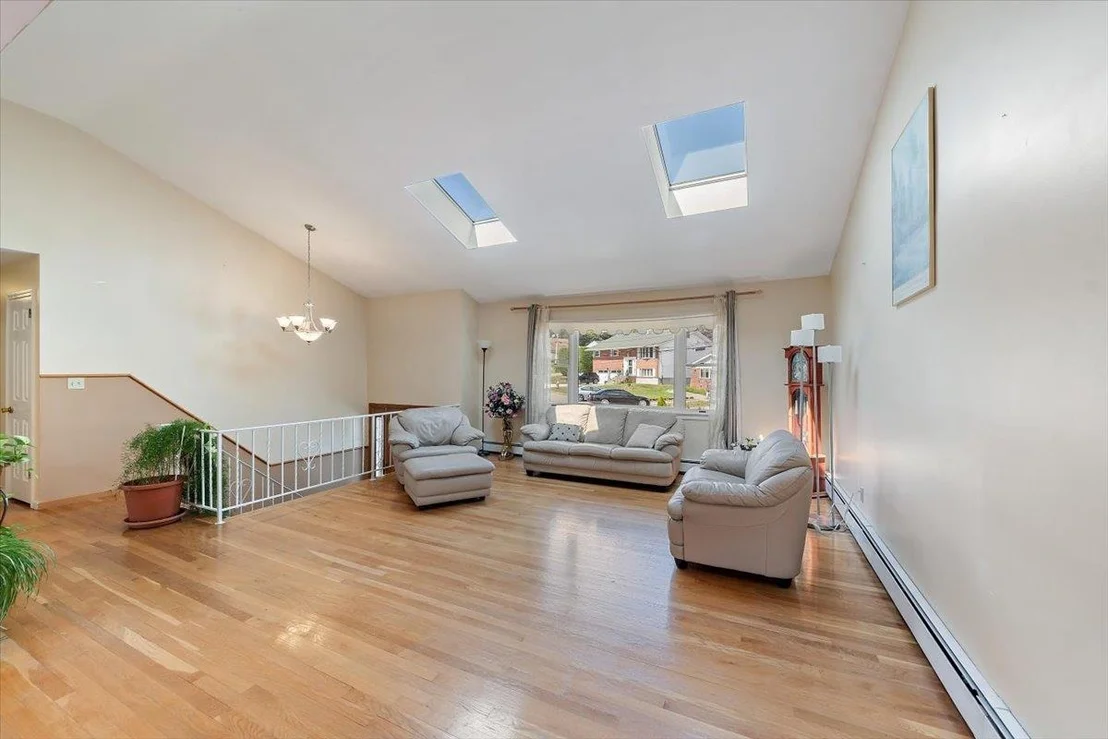 Photo of 51 Westwind Road