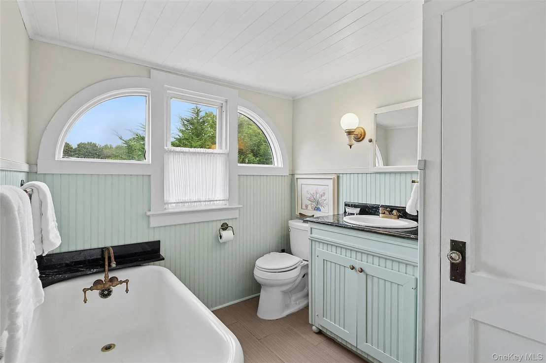 Photo of 264 Washington Avenue