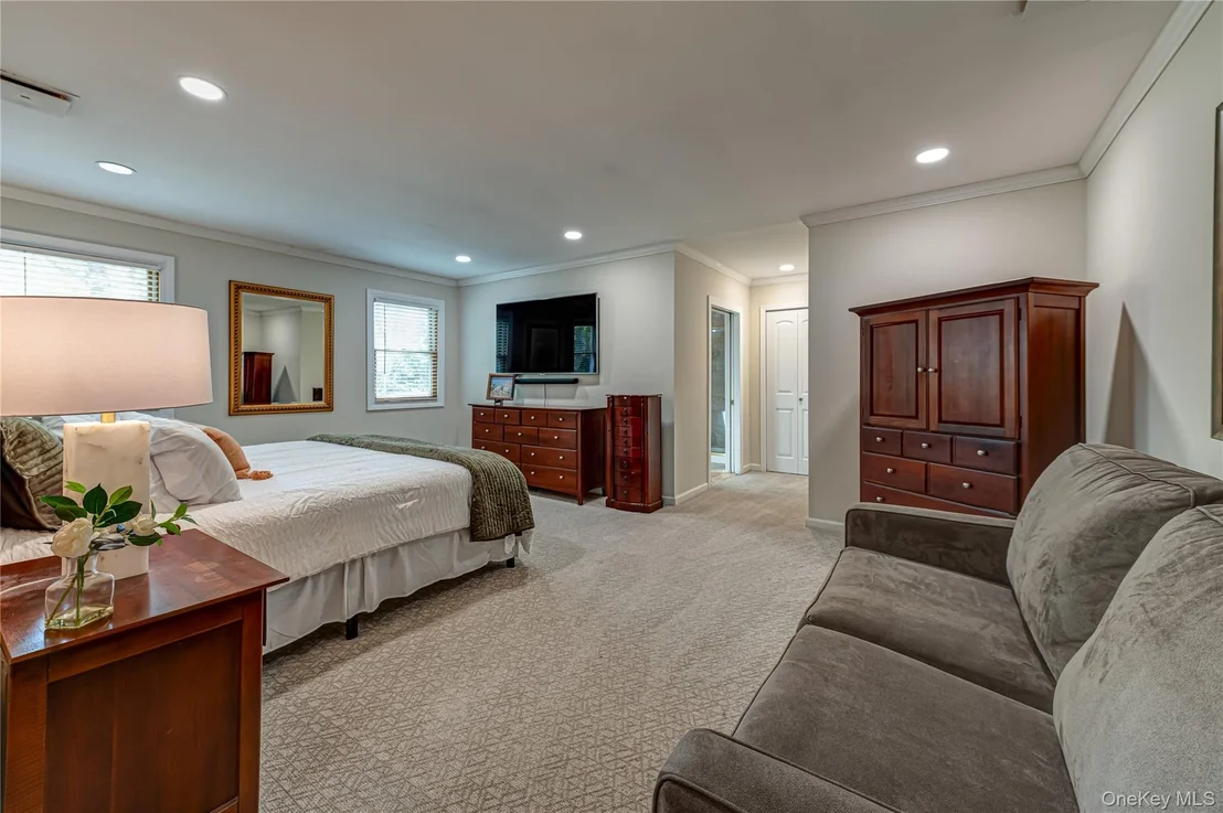 Photo of 11 Arrowood Drive