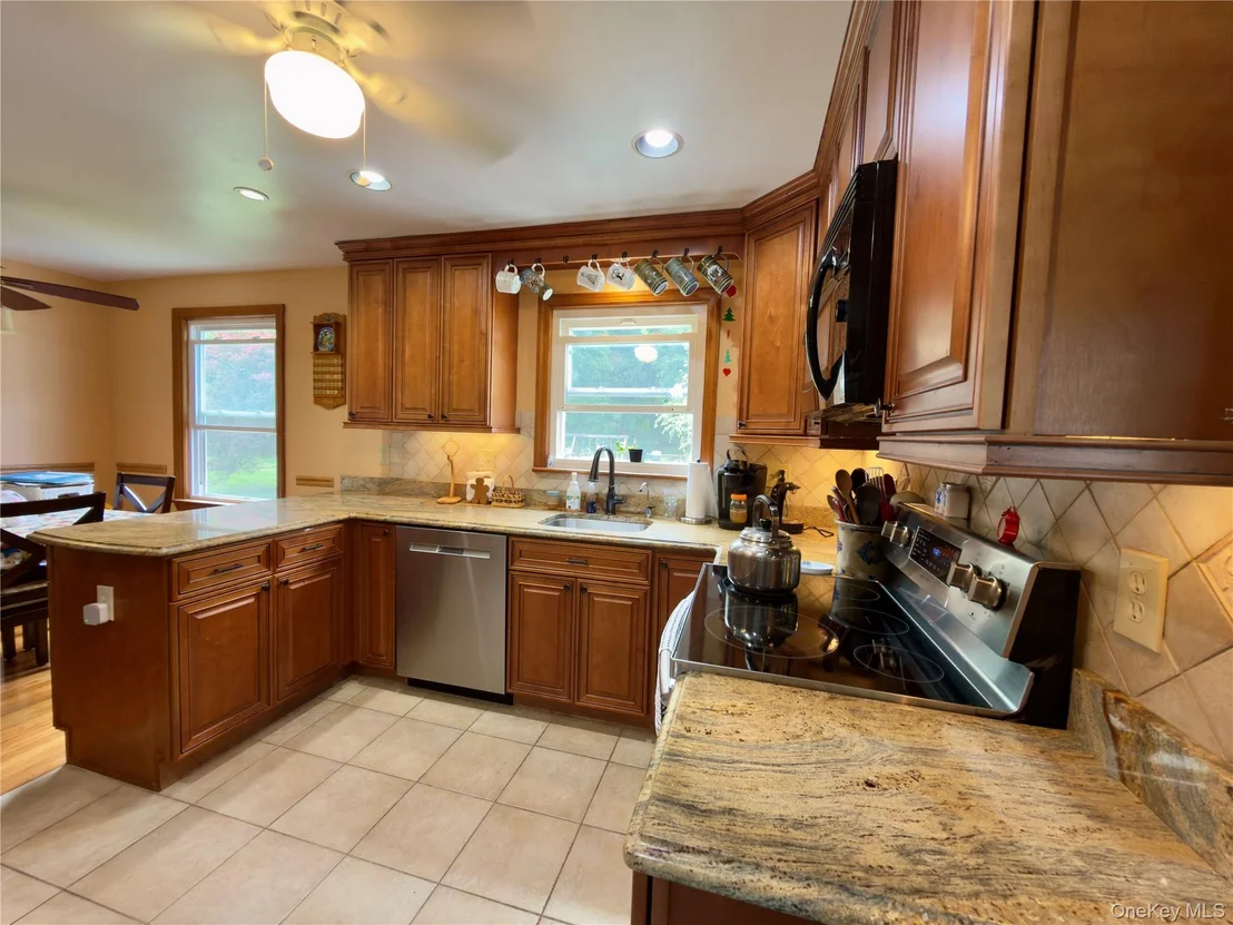Photo of 18 Terwilliger Road