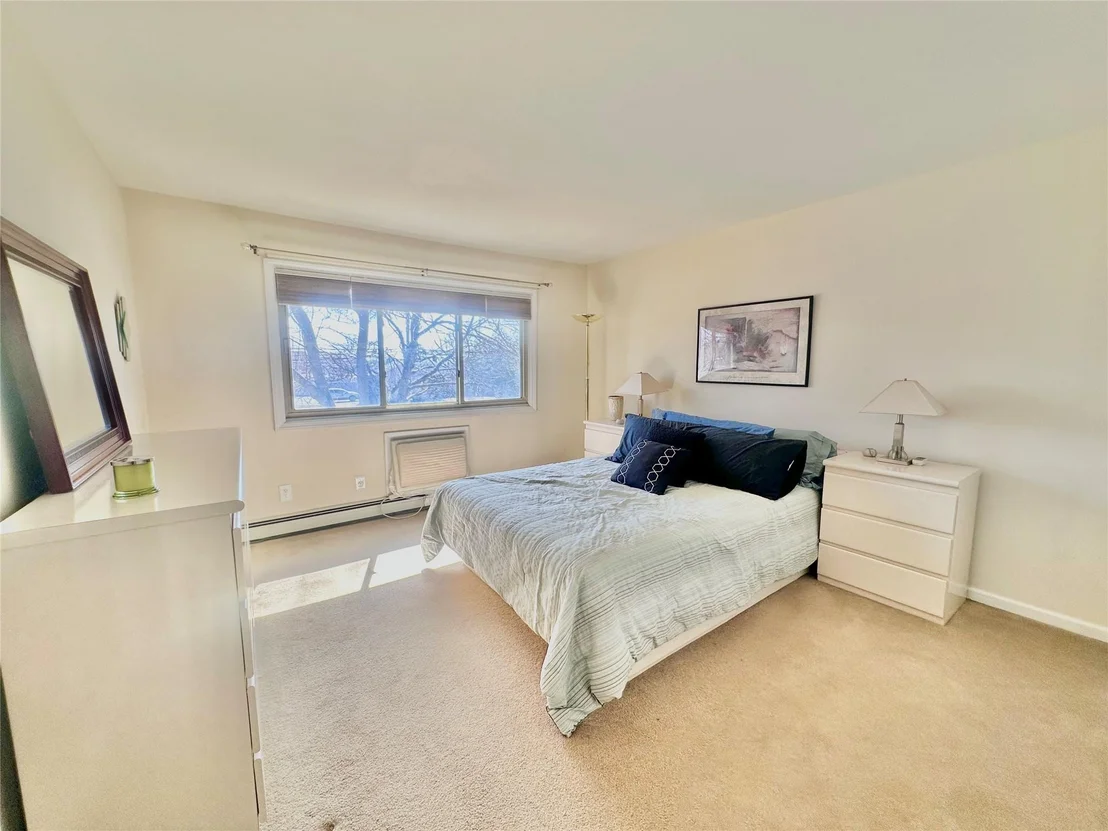 Photo of Unit 19B at 2449 Union Blvd