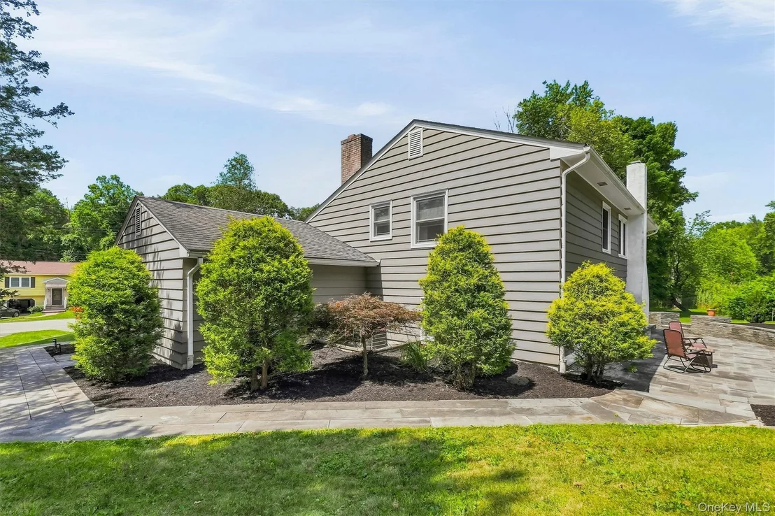 Photo of 47 Scenic Drive