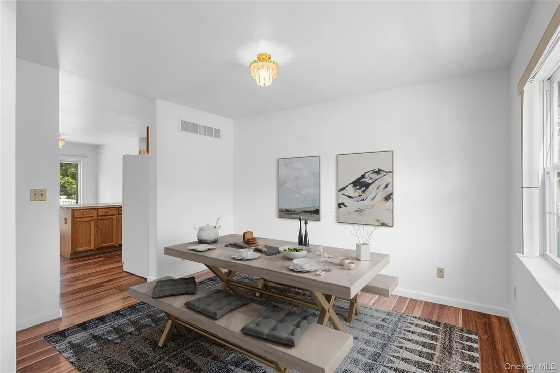 Photo of 5 Rockcrest Place