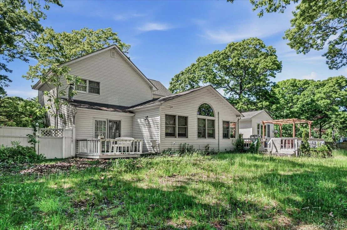 Photo of 391 Orchid Drive
