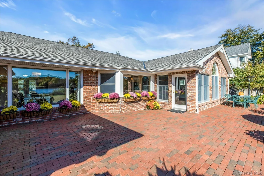 Photo of 11 Cranberry Drive