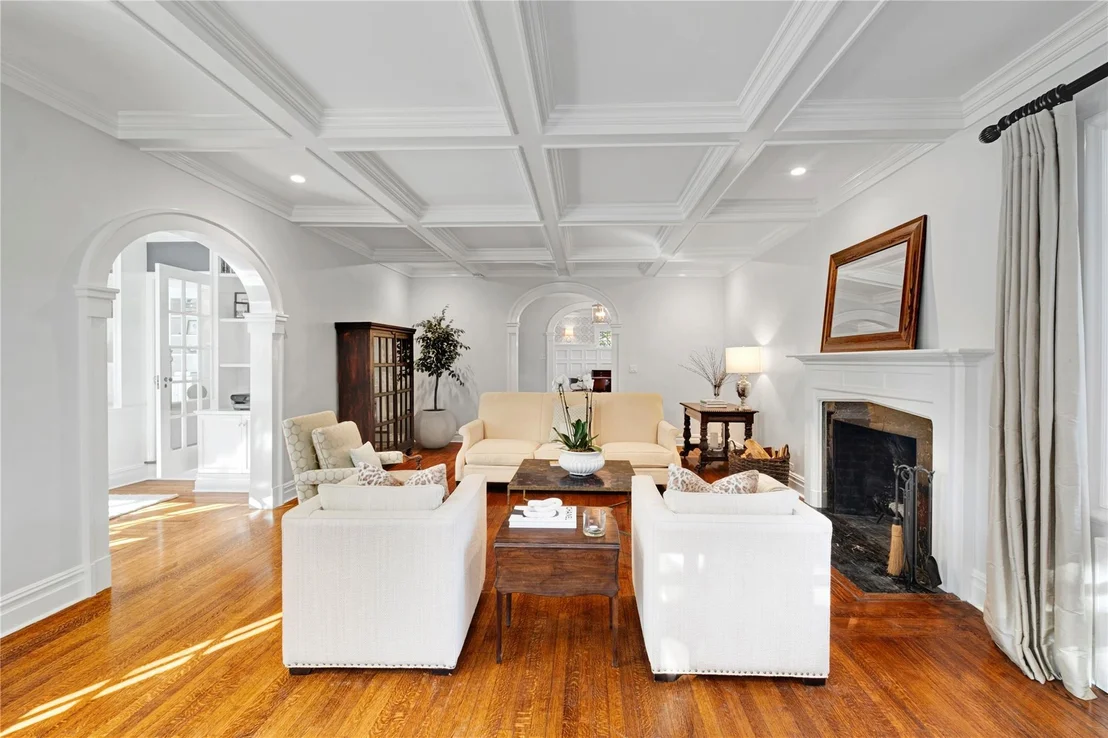 Photo of 18 Glen Eagles Drive