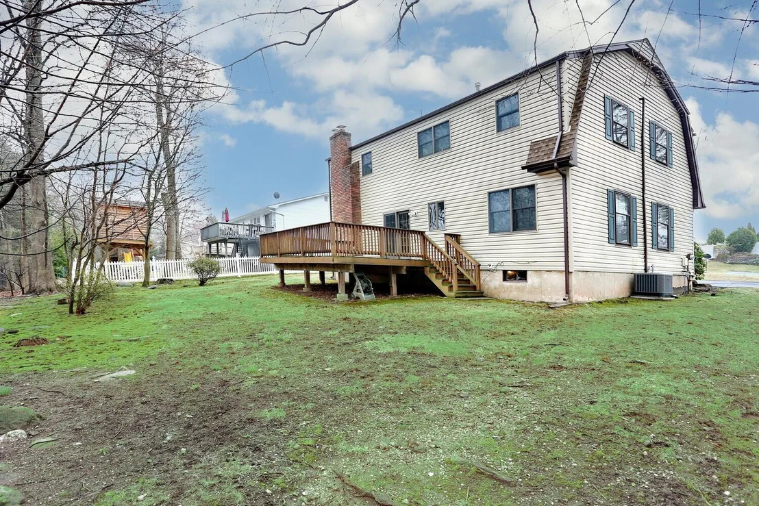 Photo of 16 Lancaster Drive