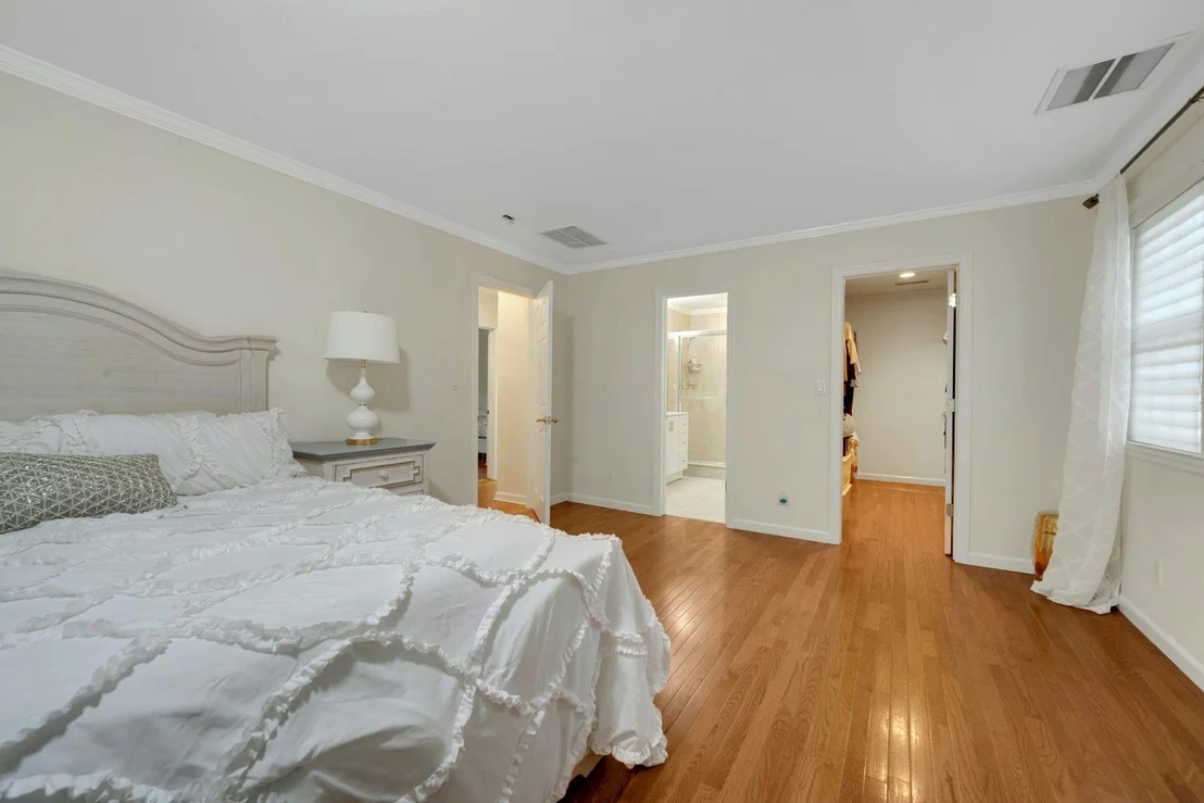Photo of 4 Longview Drive