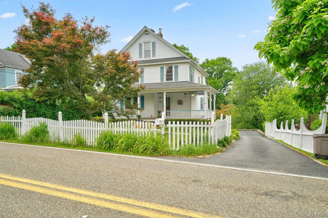Photo of 609 Stage Road
