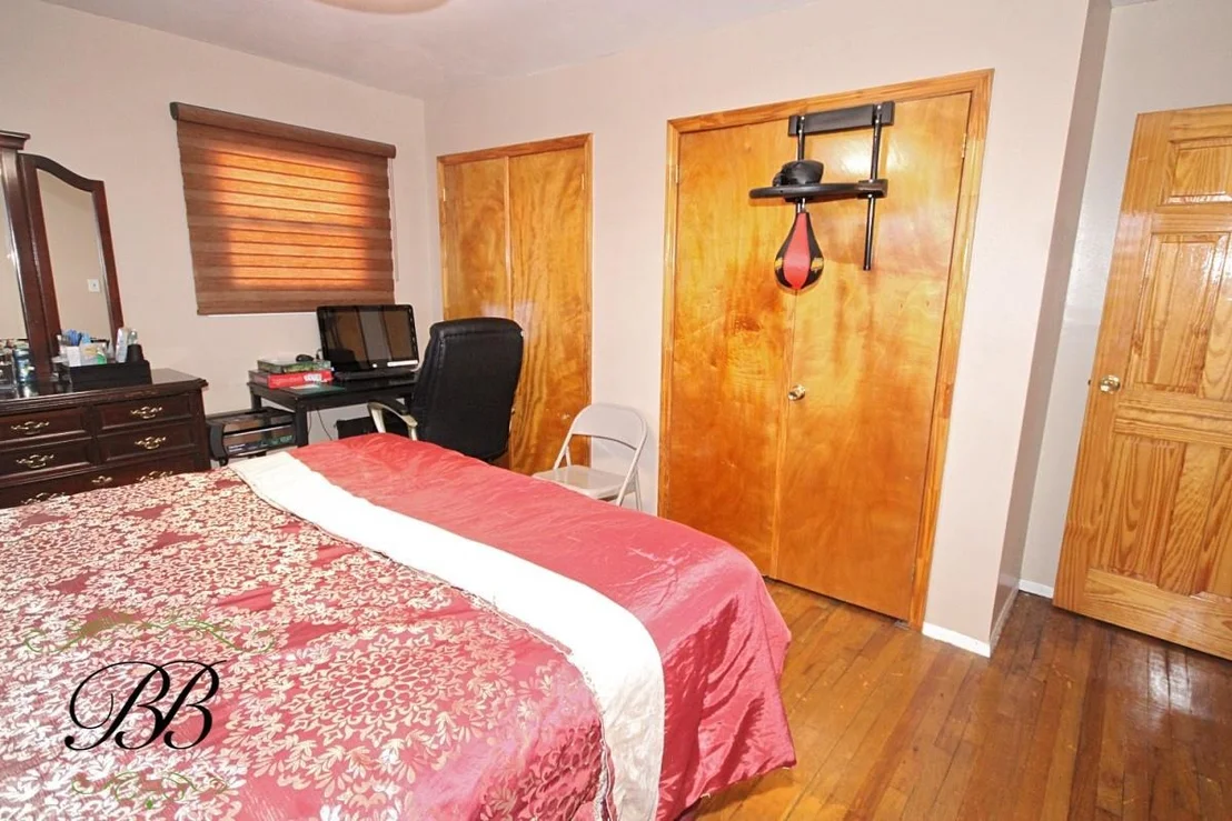 Photo of 10811 Flatlands 7 Street