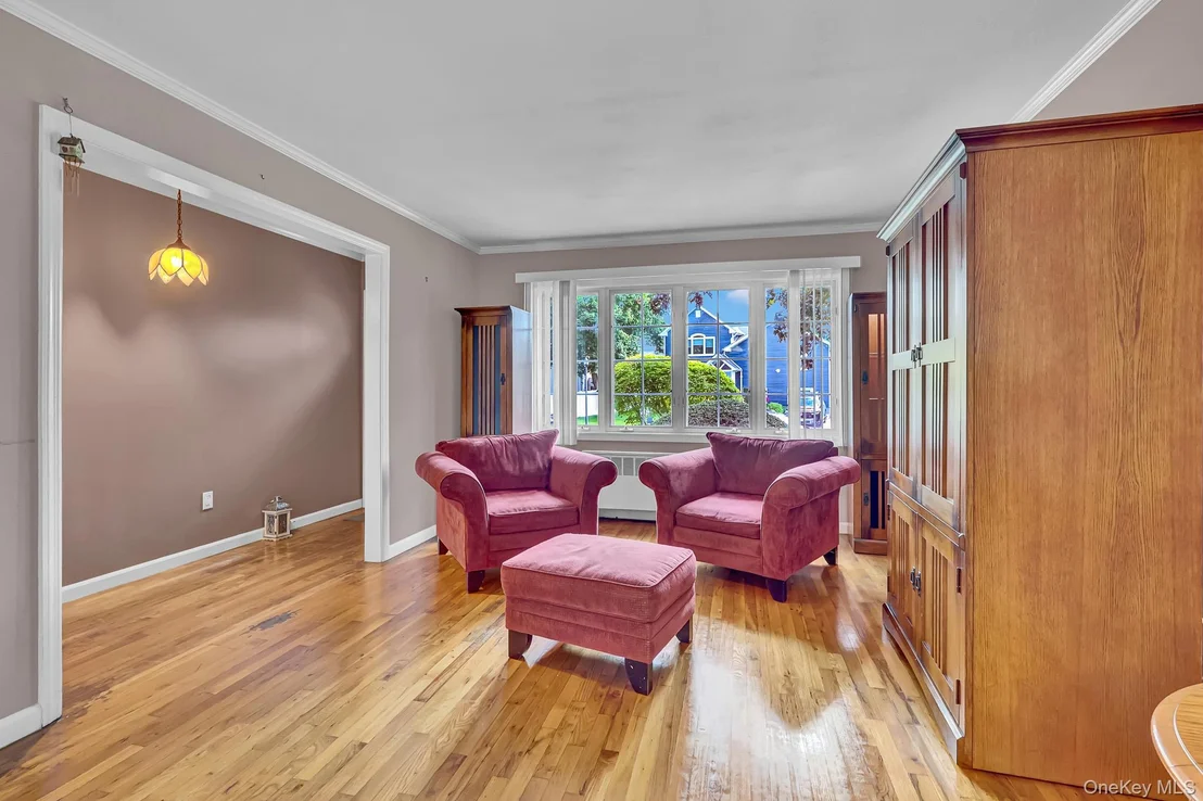 Photo of 948 Simon Place