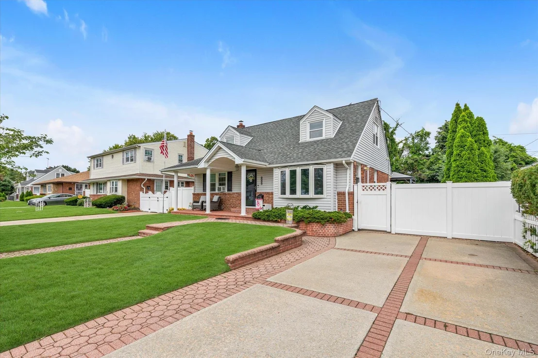 Photo of 3917 Miller Place