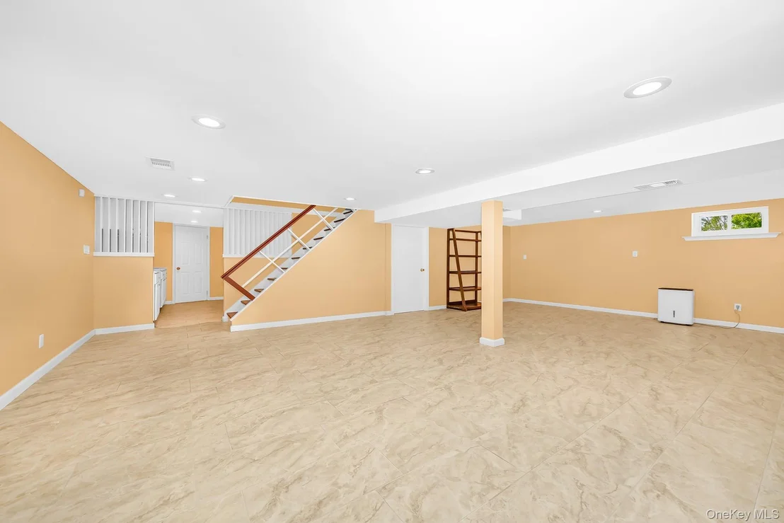 Photo of 3900 Miller Place