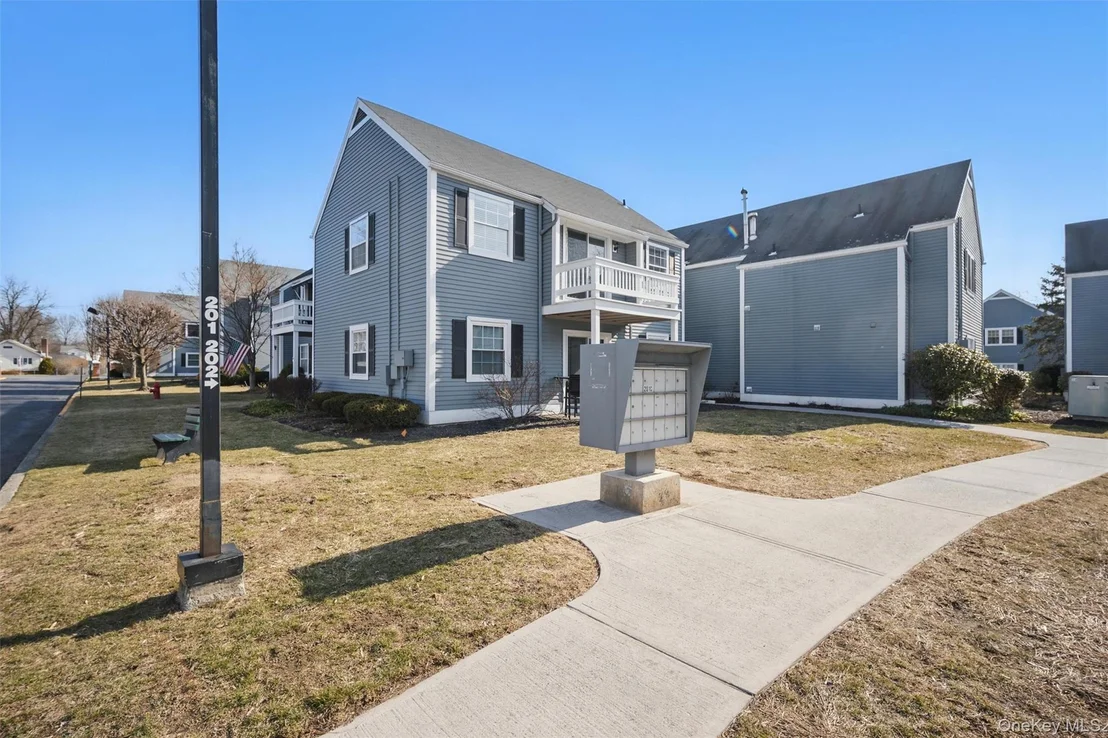 Photo of 201 Commons Way Unit E