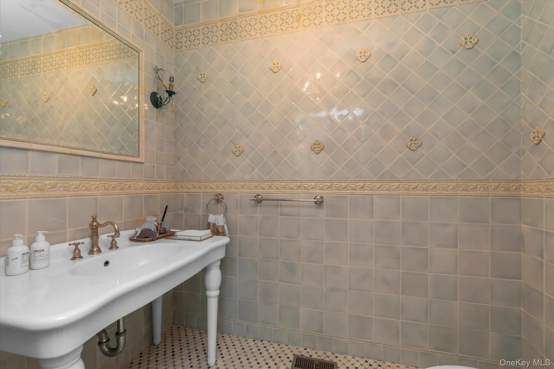 Photo of 8 Norgate Road