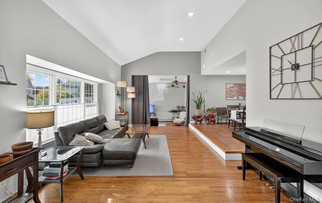 Photo of 10 Sorgi Court