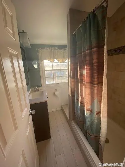 Photo of 30 East Drive