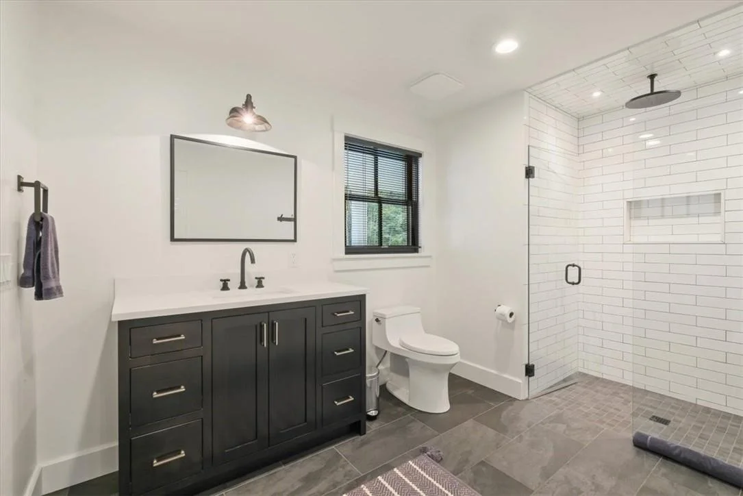 Photo of 25 Red Oak Lane