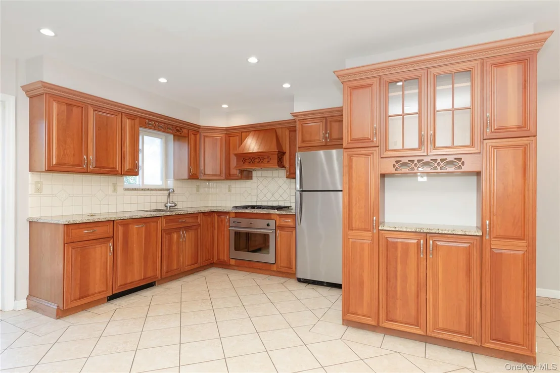 Photo of 223 Ditmars Street