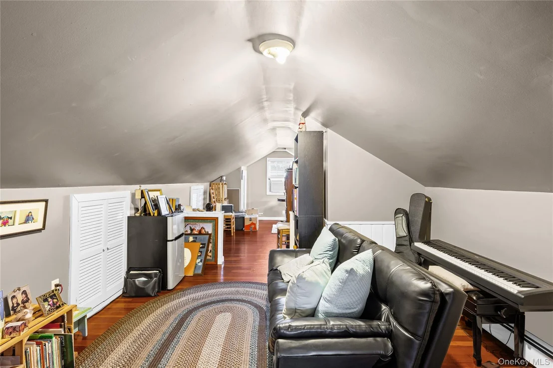Photo of 43 Astor Avenue