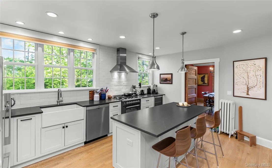 Photo of 129 Highmount Avenue